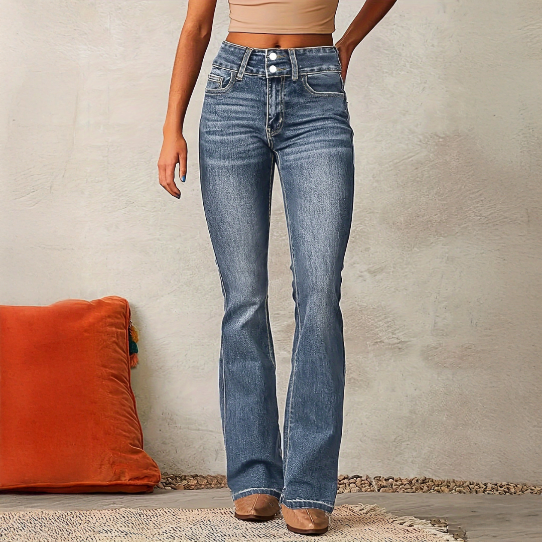 Grace - High-Flared Jeans.