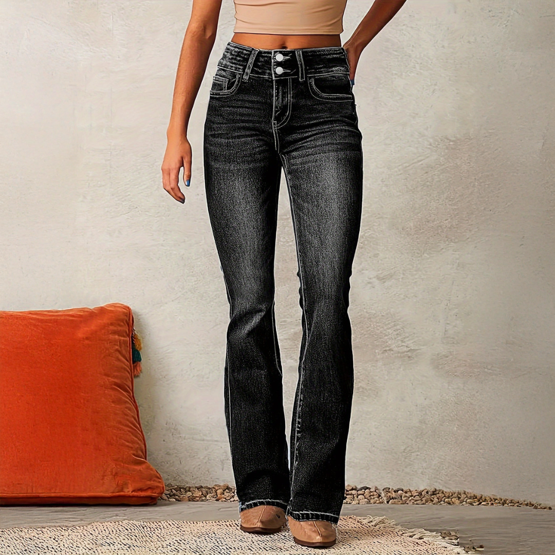 Grace - High-Flared Jeans.